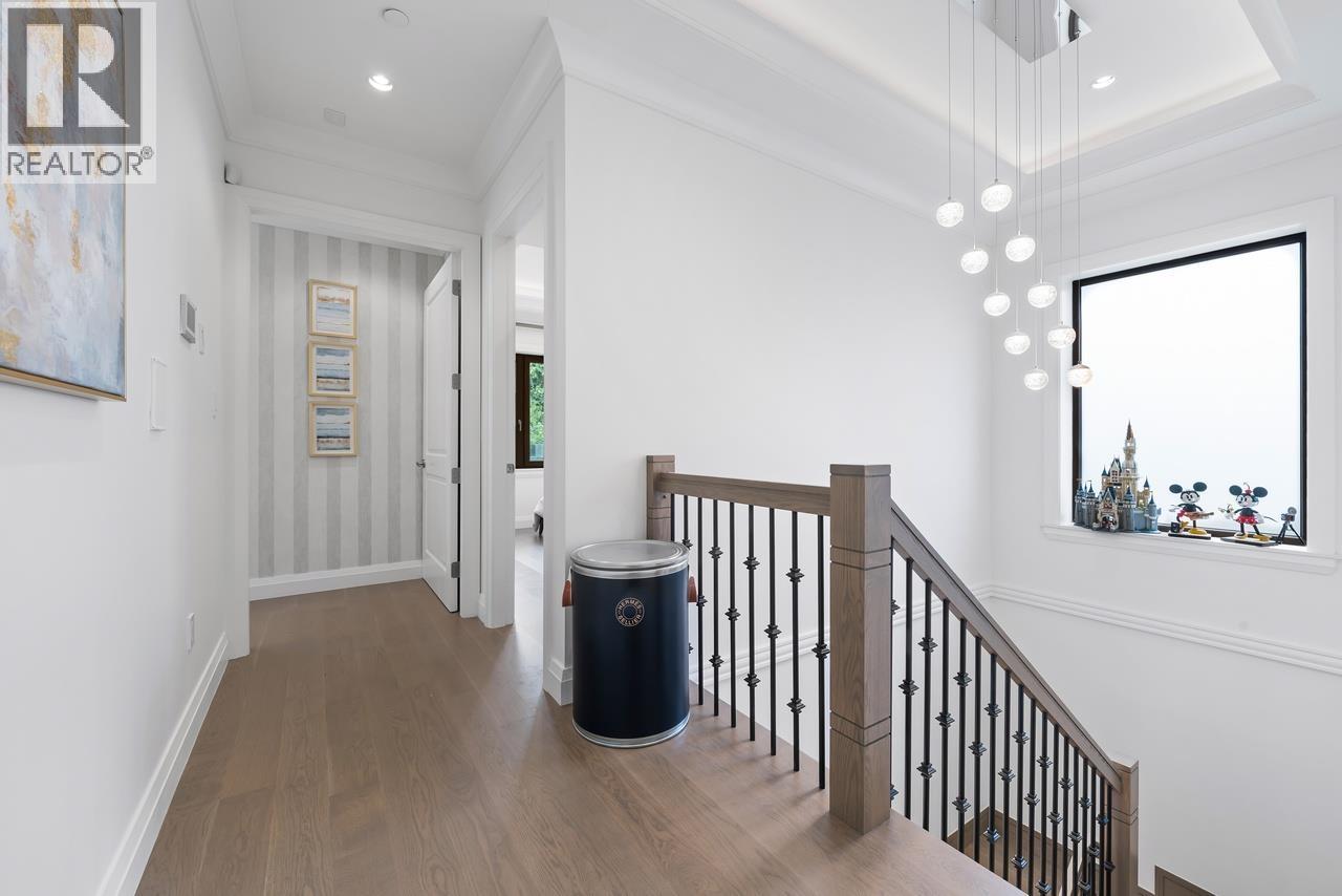 Listing Picture 17 of 35 : 2867 W 44TH AVENUE, Vancouver / 溫哥華 - 魯藝地產 Yvonne Lu Group - MLS Medallion Club Member