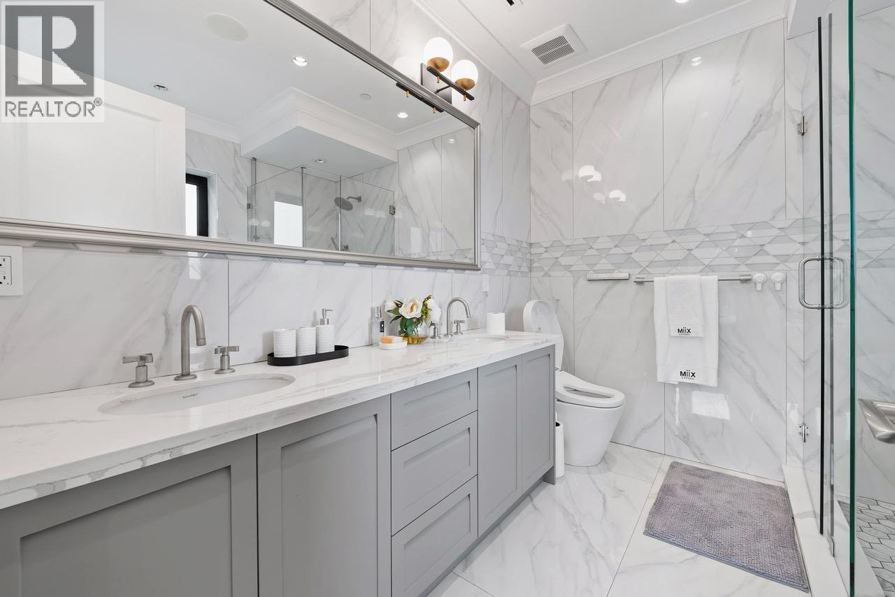 Listing Picture 20 of 35 : 2867 W 44TH AVENUE, Vancouver / 溫哥華 - 魯藝地產 Yvonne Lu Group - MLS Medallion Club Member