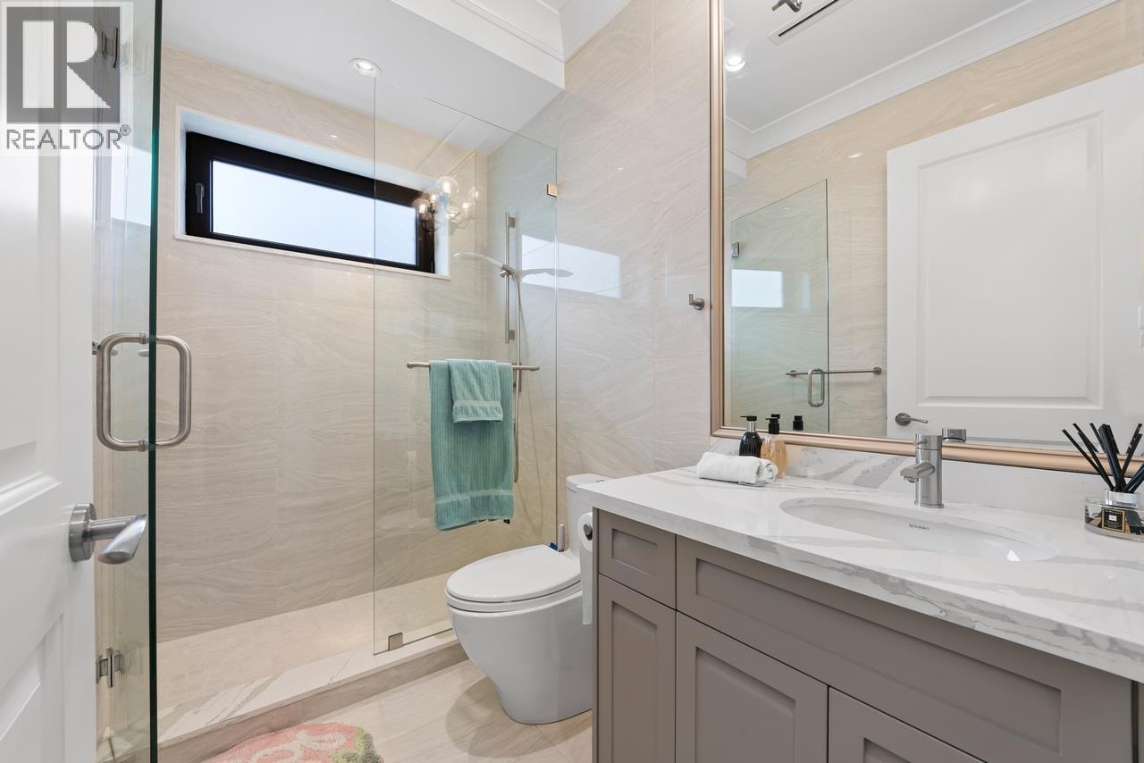 Listing Picture 29 of 35 : 2867 W 44TH AVENUE, Vancouver / 溫哥華 - 魯藝地產 Yvonne Lu Group - MLS Medallion Club Member