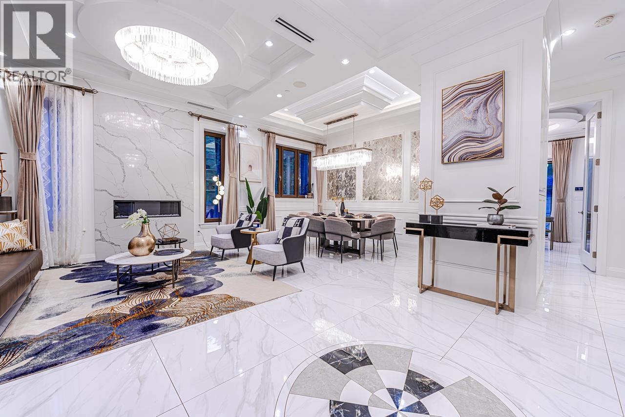 Listing Picture 2 of 35 : 2867 W 44TH AVENUE, Vancouver / 溫哥華 - 魯藝地產 Yvonne Lu Group - MLS Medallion Club Member