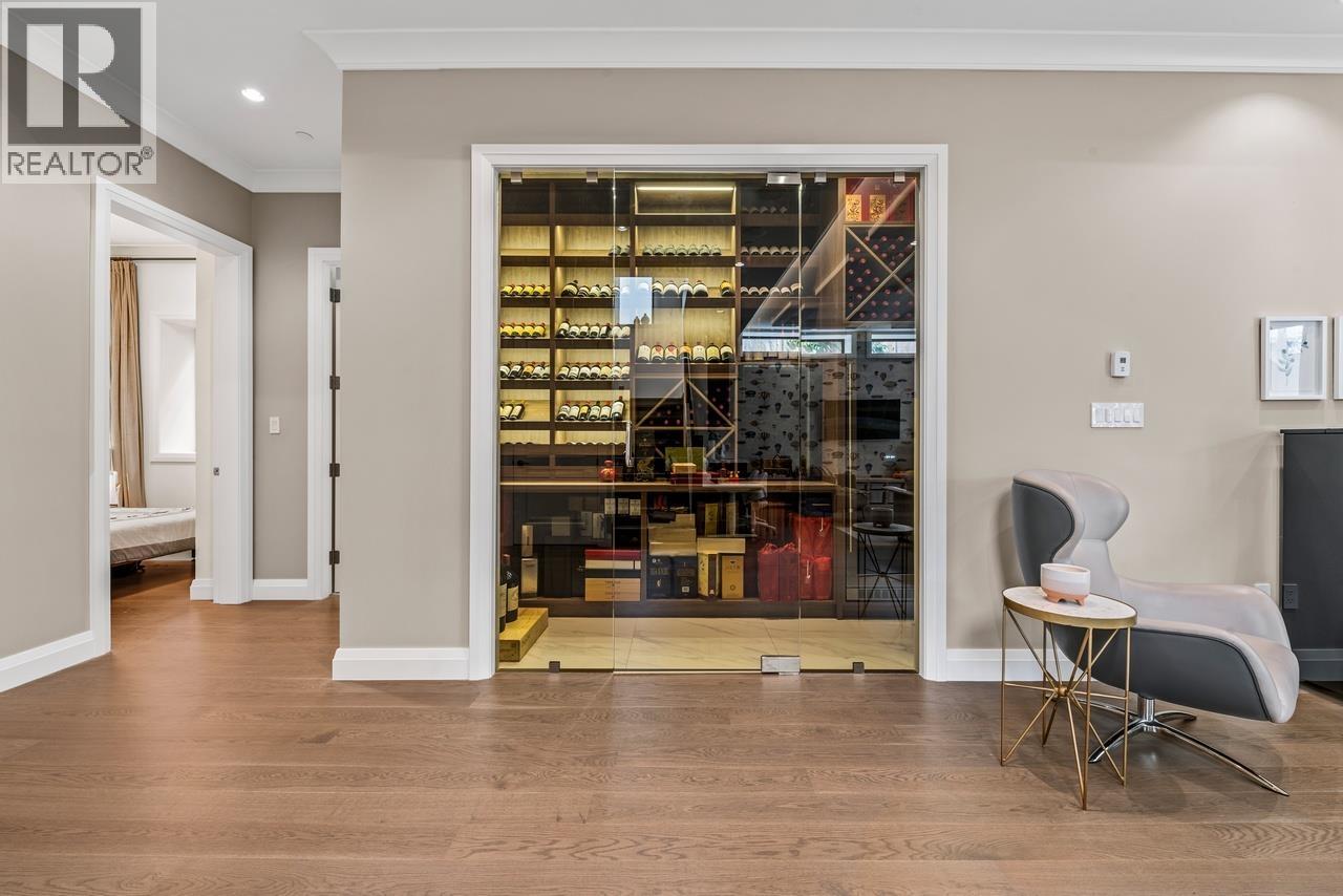 Listing Picture 33 of 35 : 2867 W 44TH AVENUE, Vancouver / 溫哥華 - 魯藝地產 Yvonne Lu Group - MLS Medallion Club Member