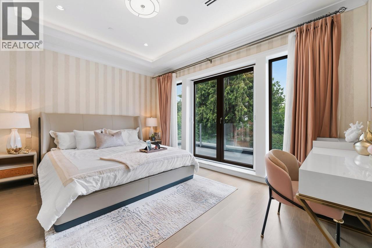 Listing Picture 18 of 35 : 2867 W 44TH AVENUE, Vancouver / 溫哥華 - 魯藝地產 Yvonne Lu Group - MLS Medallion Club Member