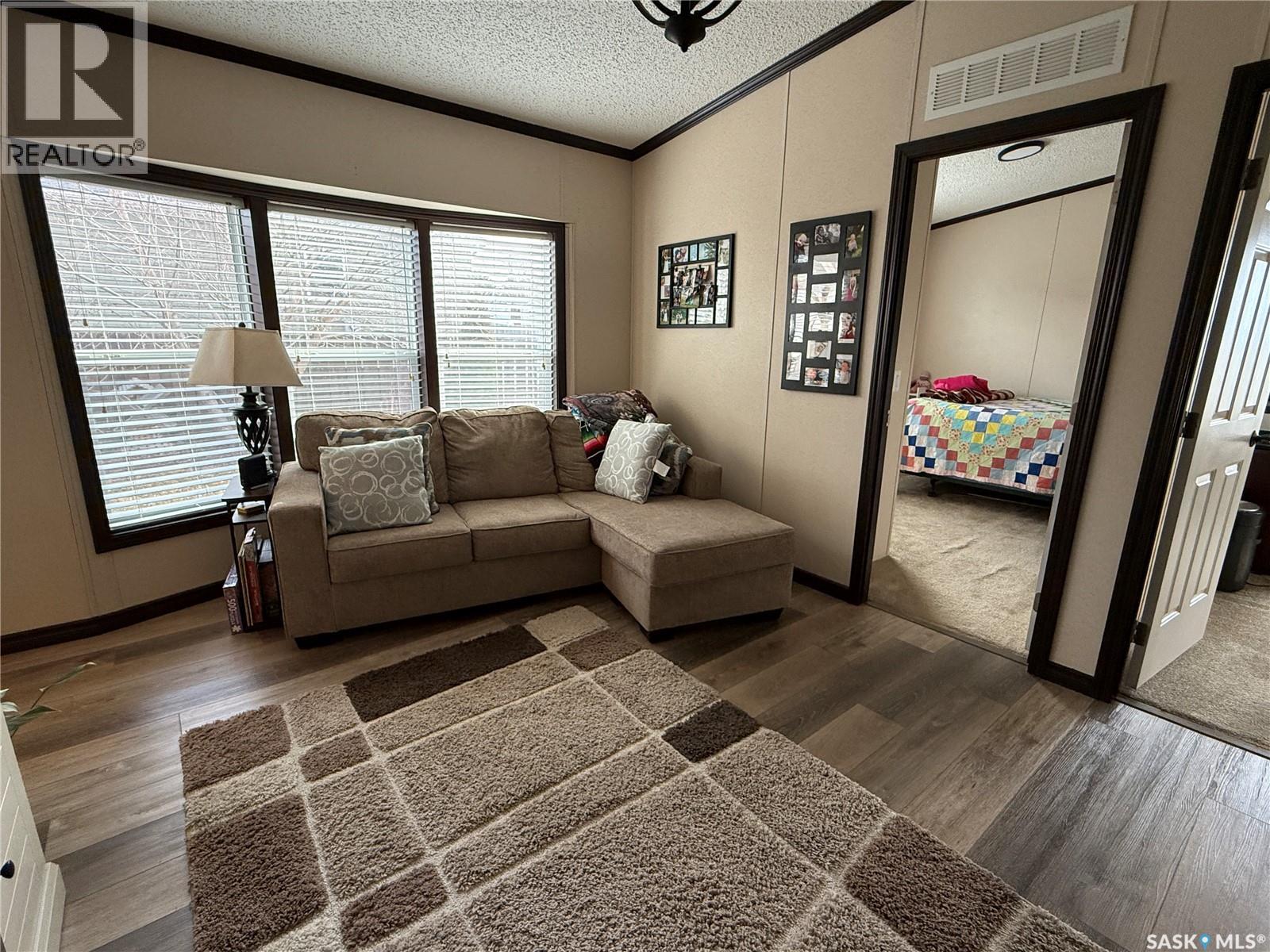 4 7th Avenue Se, Weyburn, Saskatchewan  S4H 1Z2 - Photo 16 - SK028279