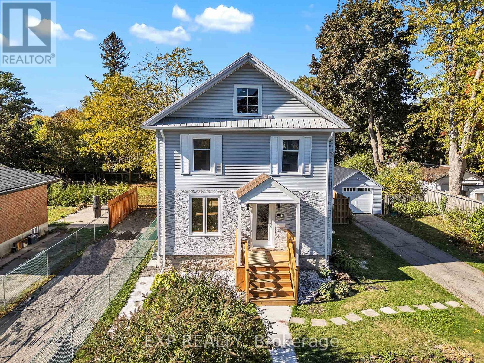 276 FOSTER AVENUE, Belleville, Ontario