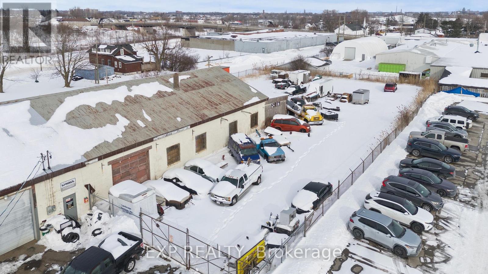 77 Bowden Street, Fort Erie, Ontario  L2A 6P7 - Photo 2 - X12777988