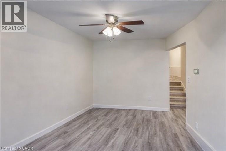 310 Magnolia Drive, Hamilton, Ontario  L9C 6P9 - Photo 4 - 40804454