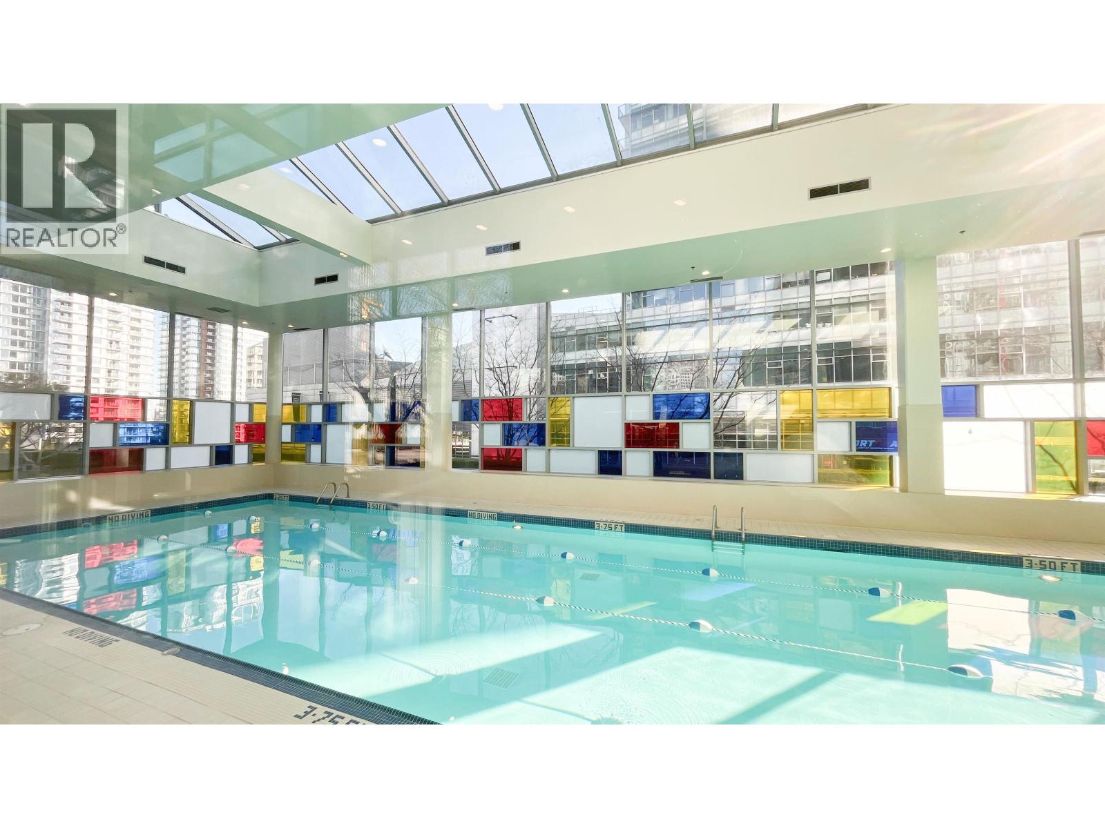 Listing Picture 14 of 15 : 905 161 W GEORGIA STREET, Vancouver / 溫哥華 - 魯藝地產 Yvonne Lu Group - MLS Medallion Club Member