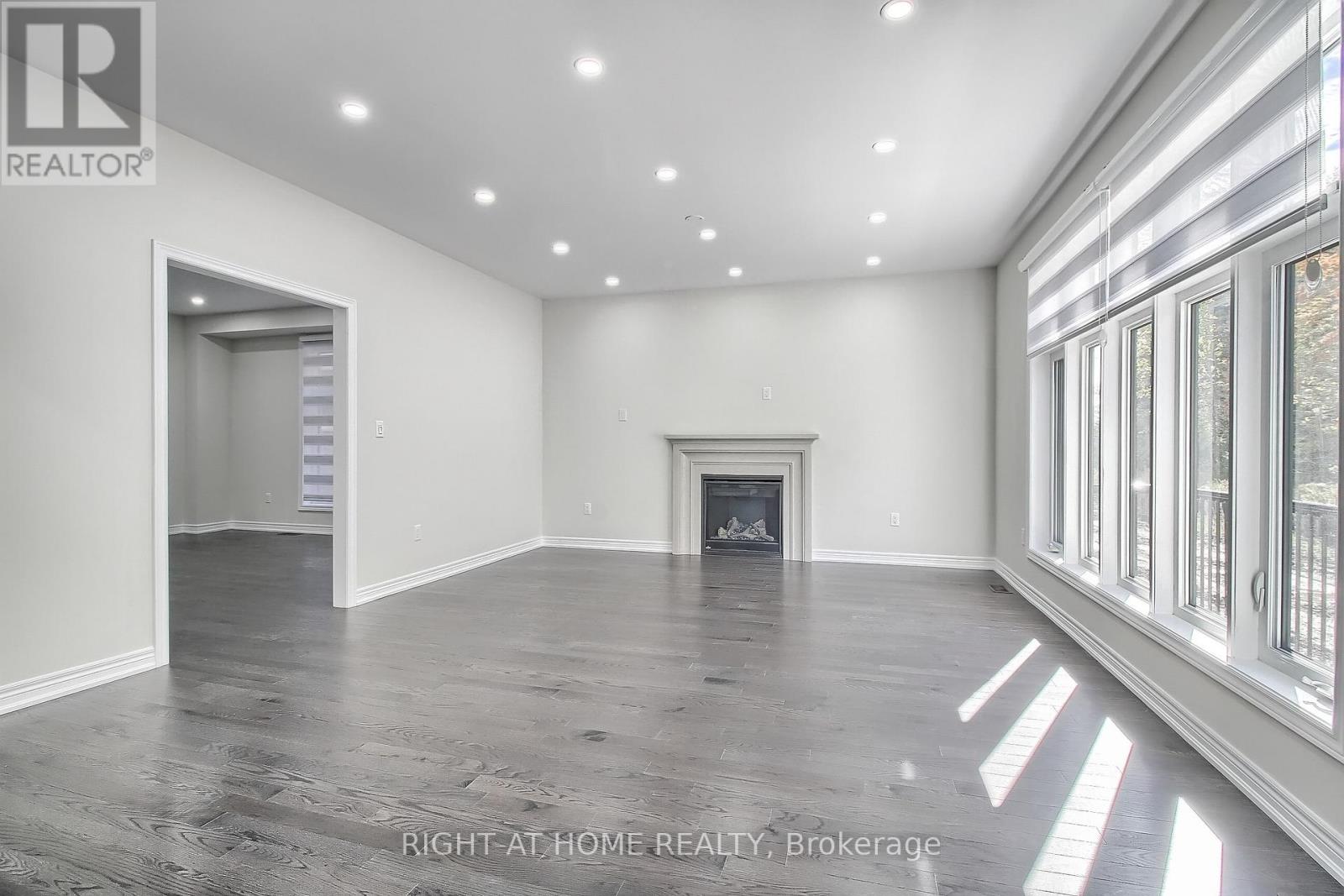 31 Dorothy Caine Crescent, Georgina, Ontario  L4P 3E9 - Photo 18 - N12777992