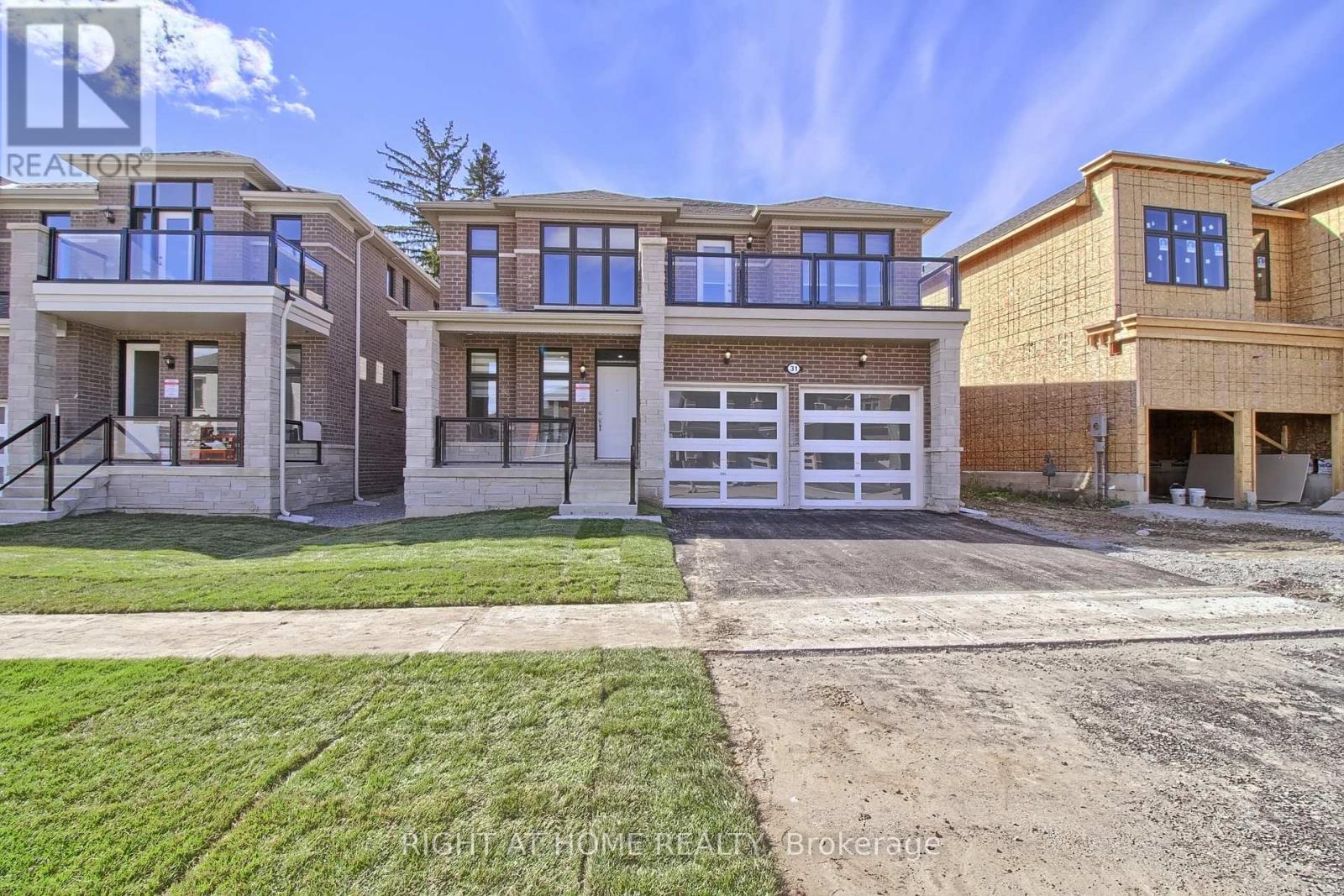 31 Dorothy Caine Crescent, Georgina, Ontario  L4P 3E9 - Photo 2 - N12777992