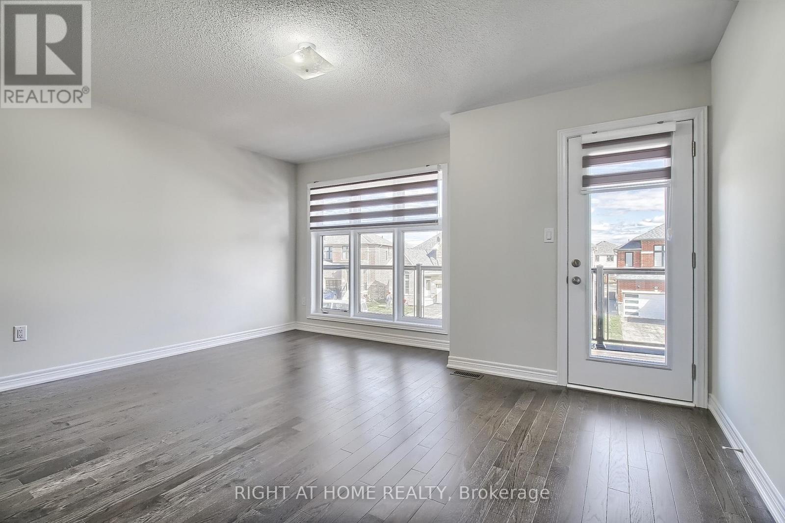 31 Dorothy Caine Crescent, Georgina, Ontario  L4P 3E9 - Photo 39 - N12777992