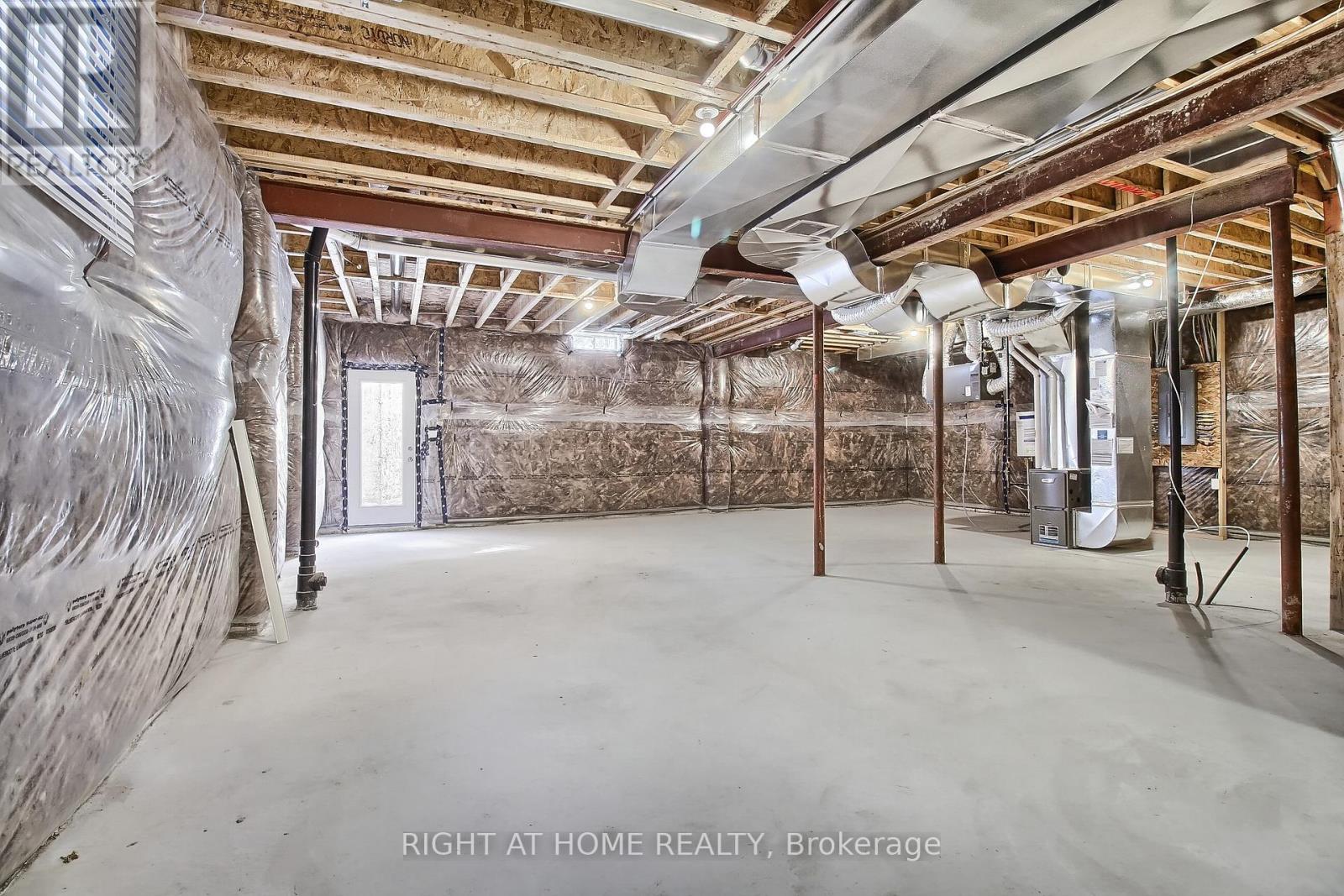 31 Dorothy Caine Crescent, Georgina, Ontario  L4P 3E9 - Photo 45 - N12777992