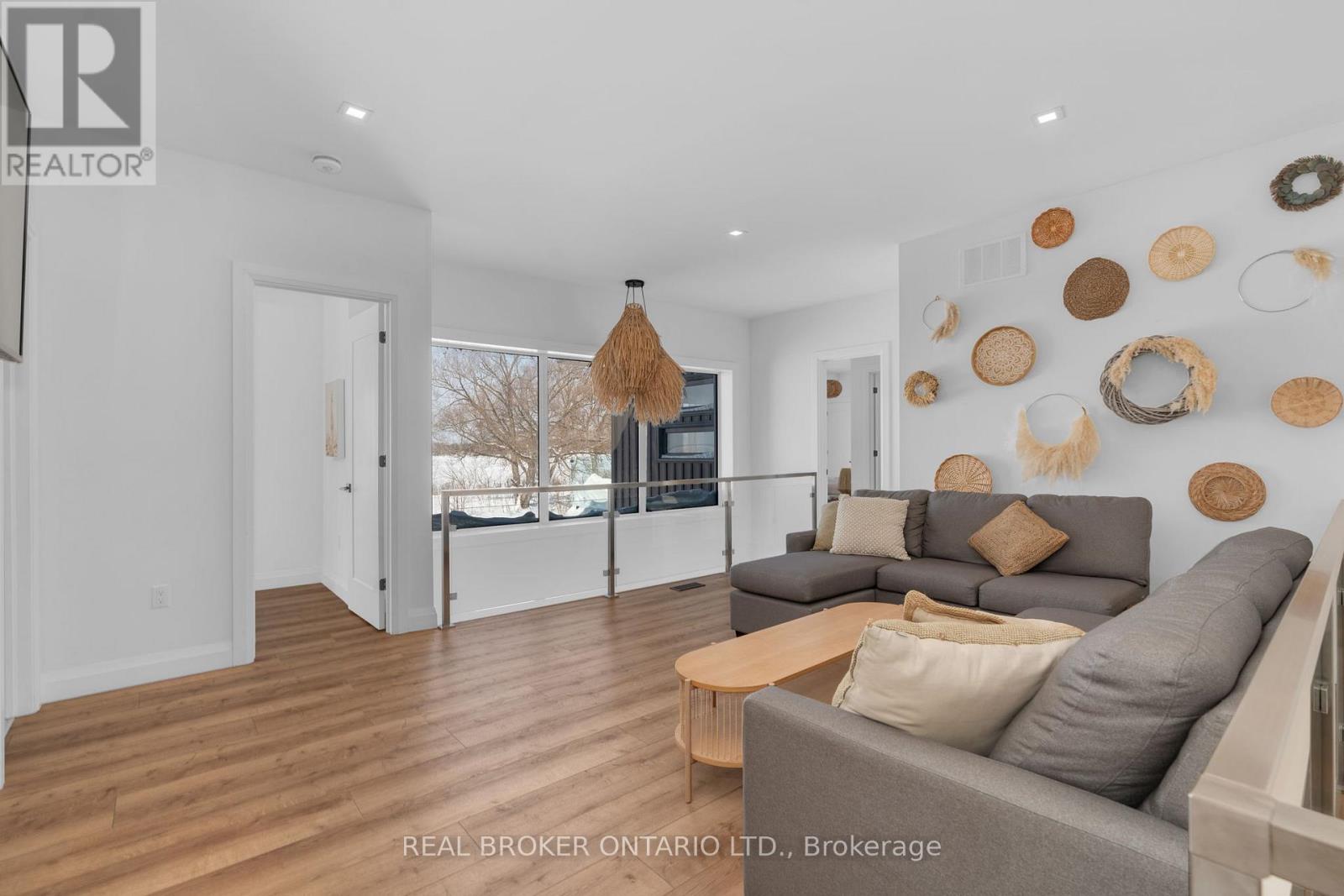 31 Hemlock Avenue, Tay, Ontario  L0K 2C0 - Photo 29 - S12777994