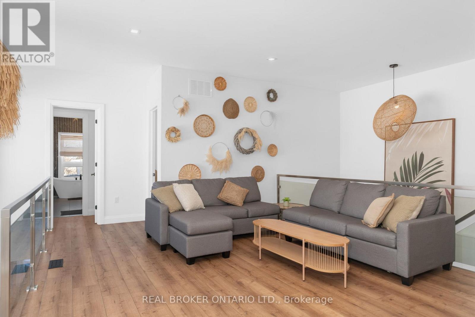 31 Hemlock Avenue, Tay, Ontario  L0K 2C0 - Photo 30 - S12777994