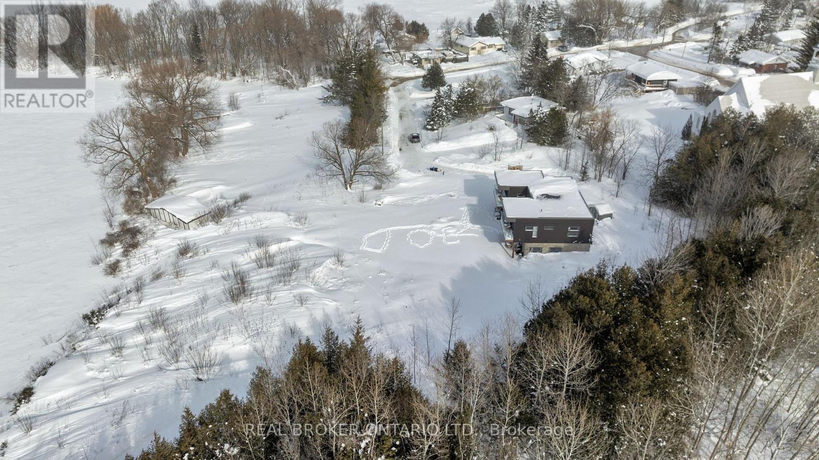 31 Hemlock Avenue, Tay, Ontario  L0K 2C0 - Photo 38 - S12777994