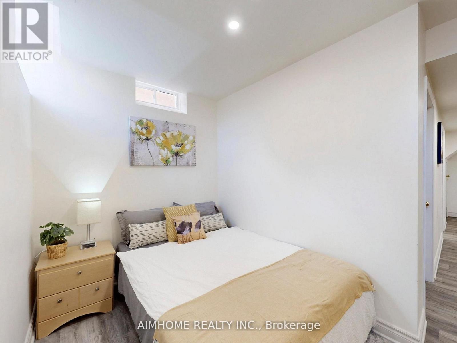 2051 Ashmore Drive, Oakville, Ontario  L6M 4T1 - Photo 32 - W12777986