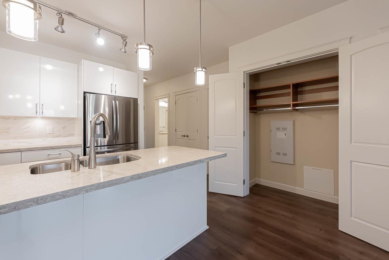 406 8538 203a Street, Langley, British Columbia  V2Y 3P9 - Photo 7 - R3088226