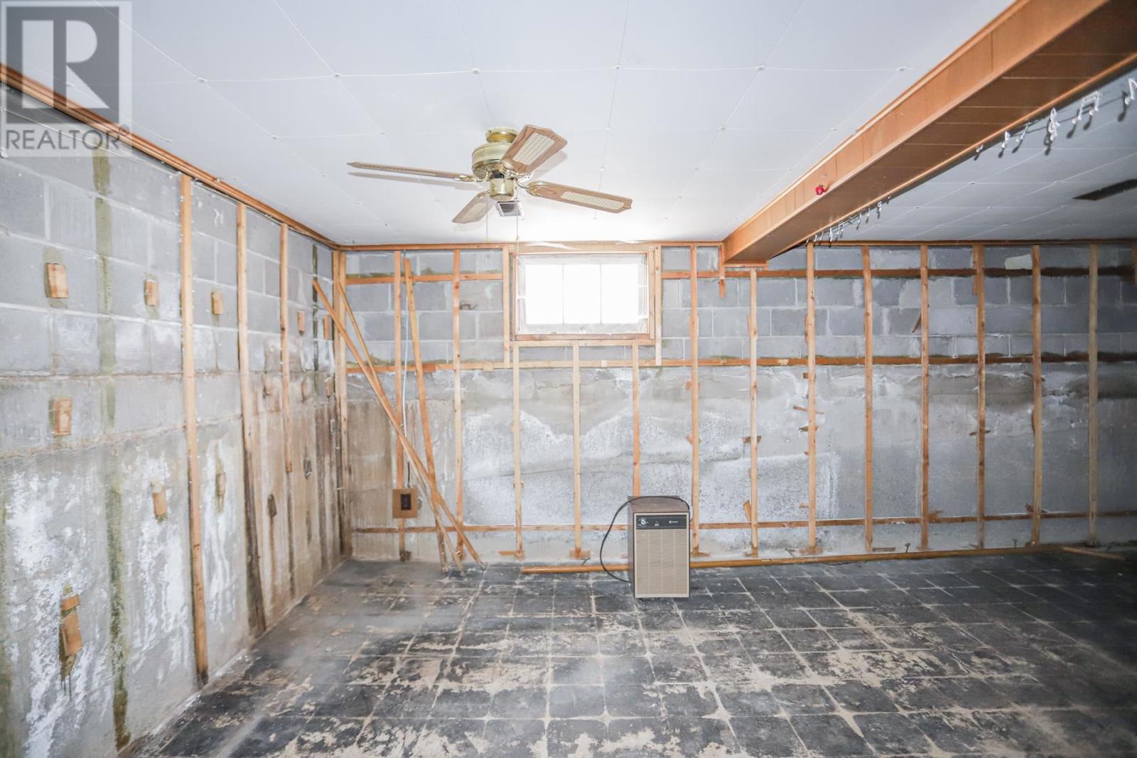 430 Mcnabb St, Sault Ste. Marie, Ontario  P6B 1Z3 - Photo 29 - SM260215