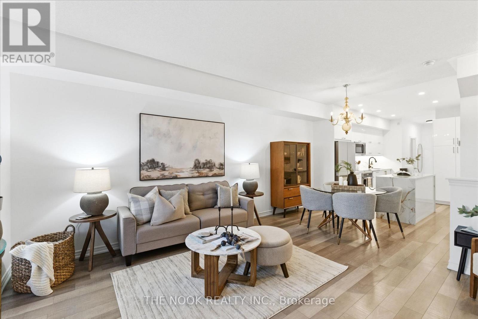 4 - 112 Caledonia Park Road, Toronto, Ontario  M6H 0B2 - Photo 17 - W12778028