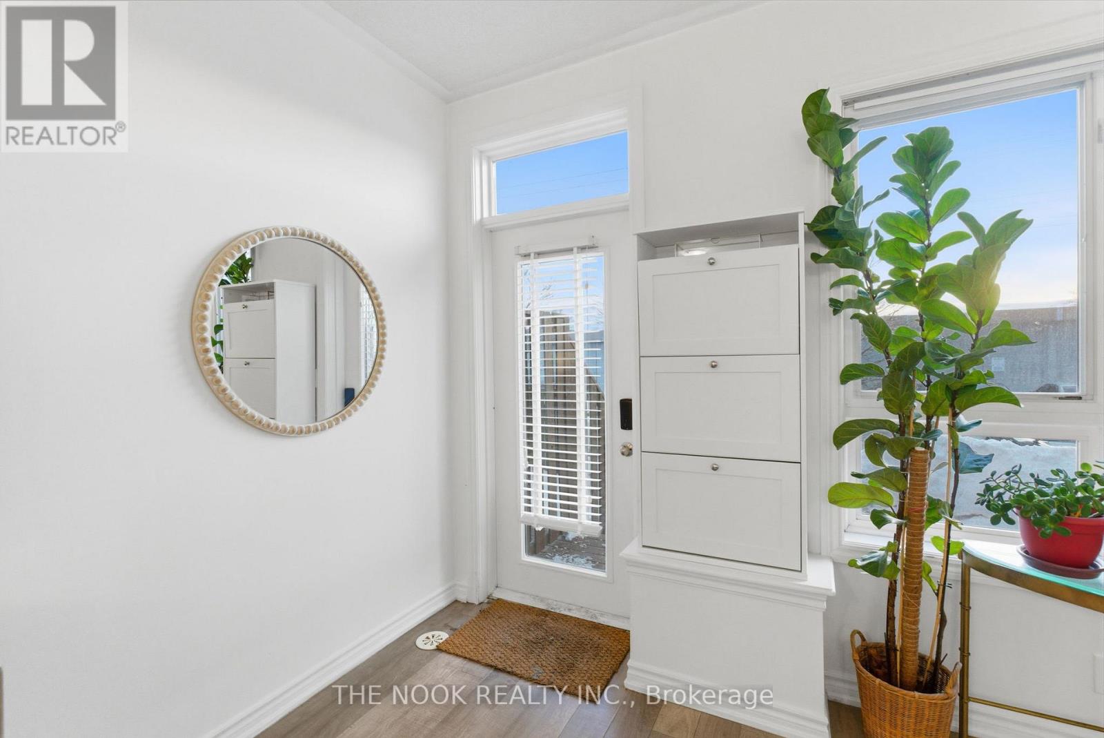 4 - 112 Caledonia Park Road, Toronto, Ontario  M6H 0B2 - Photo 19 - W12778028