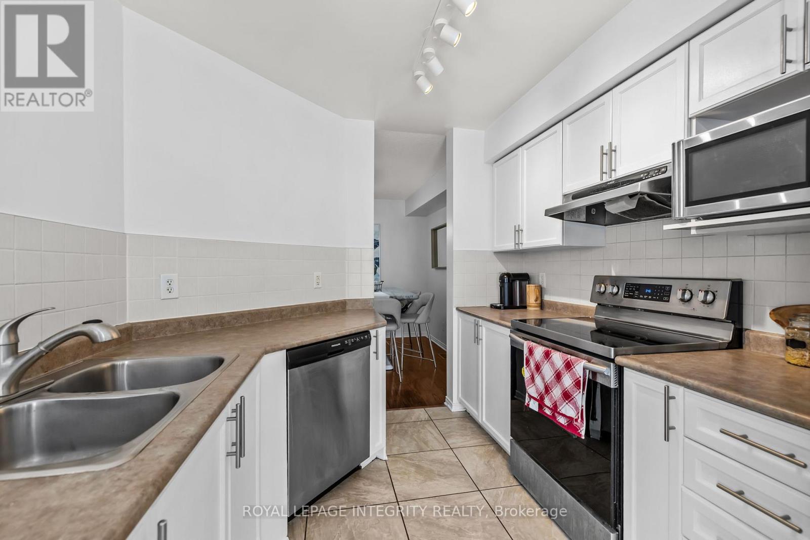 213 Opus Street, Ottawa, Ontario  K2S 0J2 - Photo 14 - X12778034