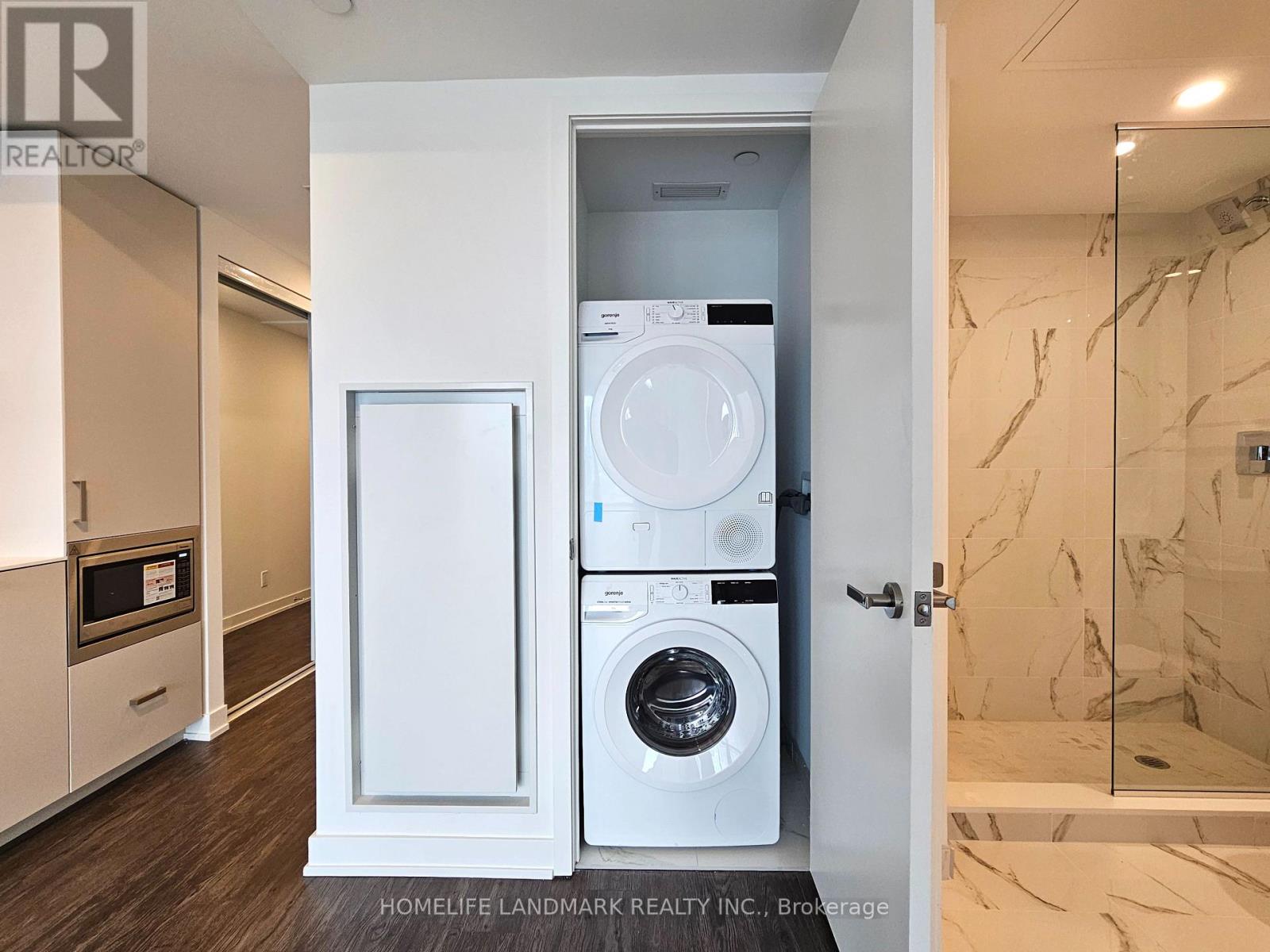 2806 - 88 Queen Street E, Toronto, Ontario  M5C 0B6 - Photo 8 - C12777998