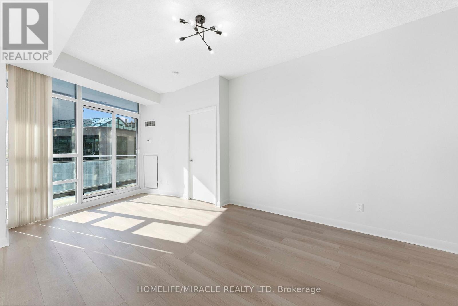 806 - 15 Bruyeres Mews, Toronto, Ontario  M5V 0A7 - Photo 15 - C12778000