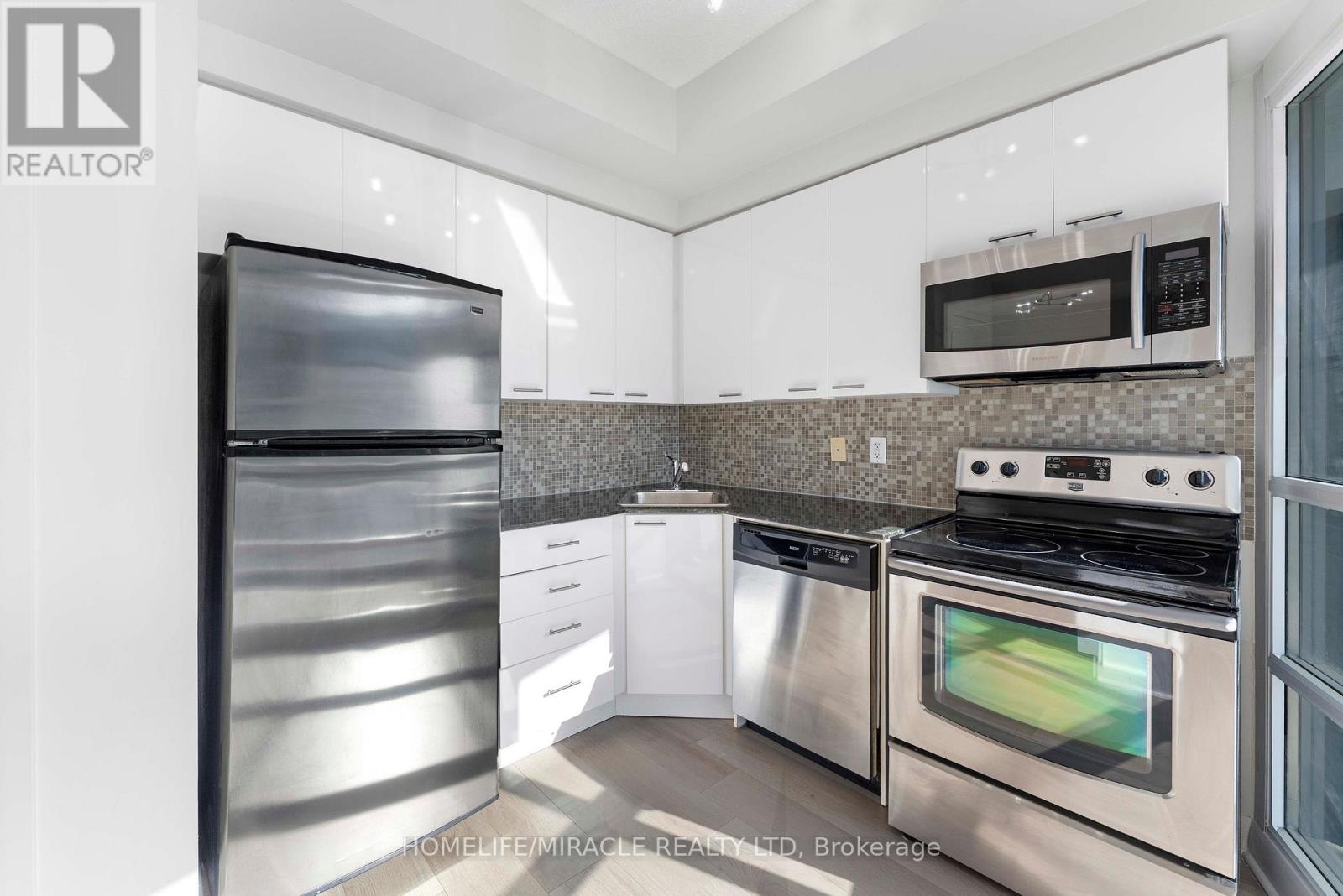 806 - 15 Bruyeres Mews, Toronto, Ontario  M5V 0A7 - Photo 20 - C12778000