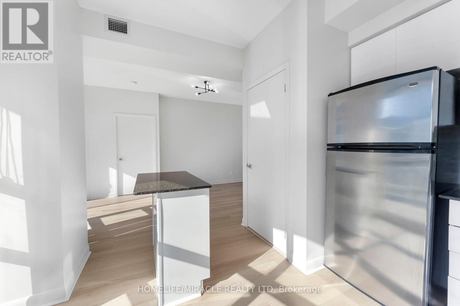 806 - 15 Bruyeres Mews, Toronto, Ontario  M5V 0A7 - Photo 21 - C12778000