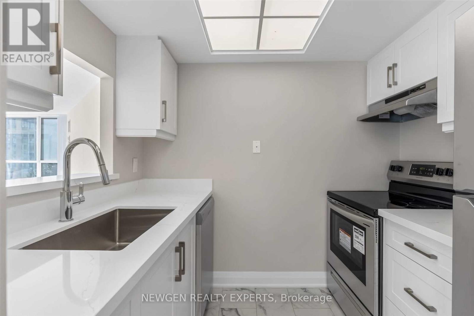 303 - 5 Concorde Place, Toronto, Ontario  M3C 3M8 - Photo 11 - C12778016