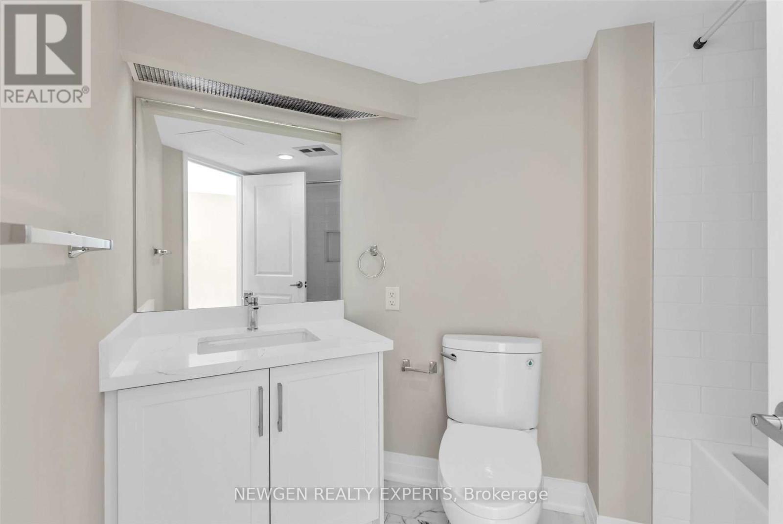 303 - 5 Concorde Place, Toronto, Ontario  M3C 3M8 - Photo 13 - C12778016