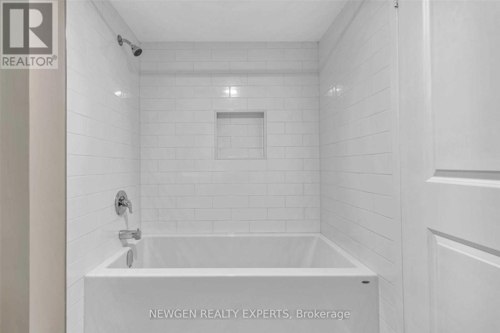 303 - 5 Concorde Place, Toronto, Ontario  M3C 3M8 - Photo 14 - C12778016