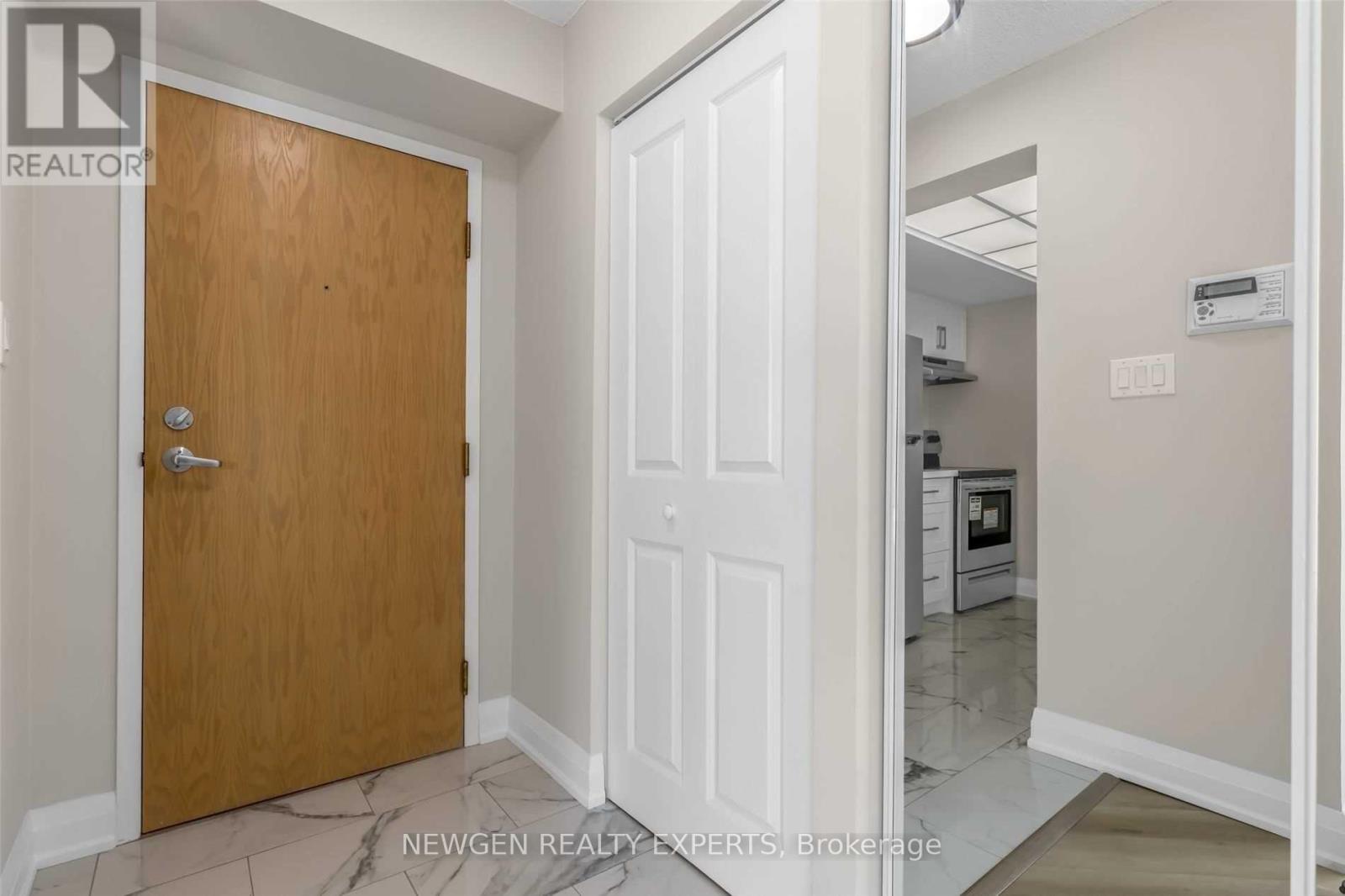 303 - 5 Concorde Place, Toronto, Ontario  M3C 3M8 - Photo 18 - C12778016