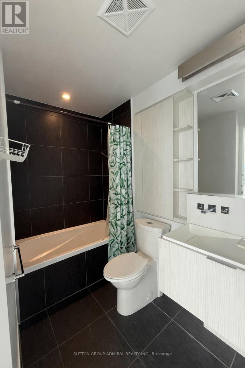 3501 - 101 Charles Street E, Toronto, Ontario  M4Y 0A9 - Photo 15 - C12778018