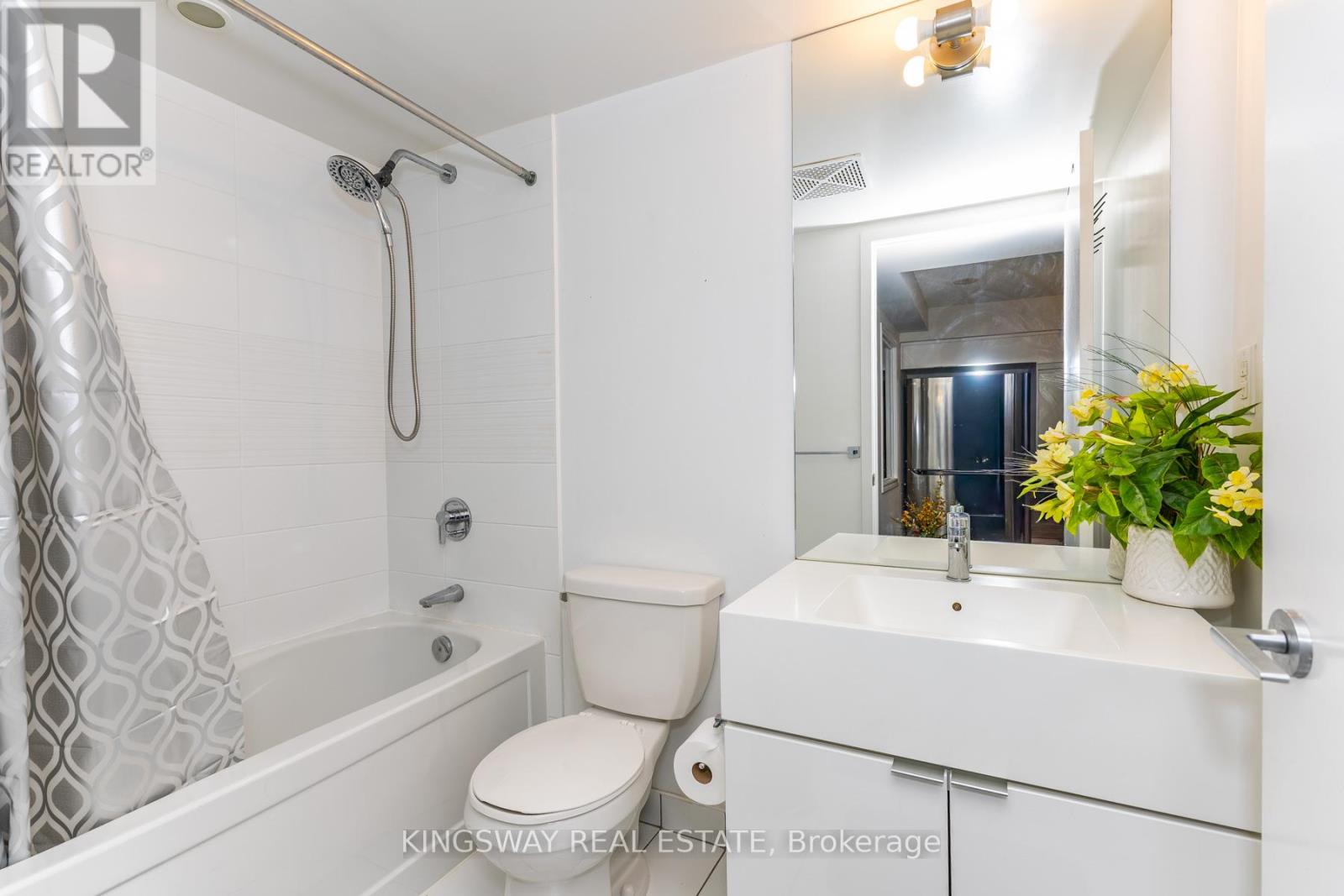 746 - 151 Dan Leckie Way, Toronto, Ontario  M5V 0B4 - Photo 12 - C12778032