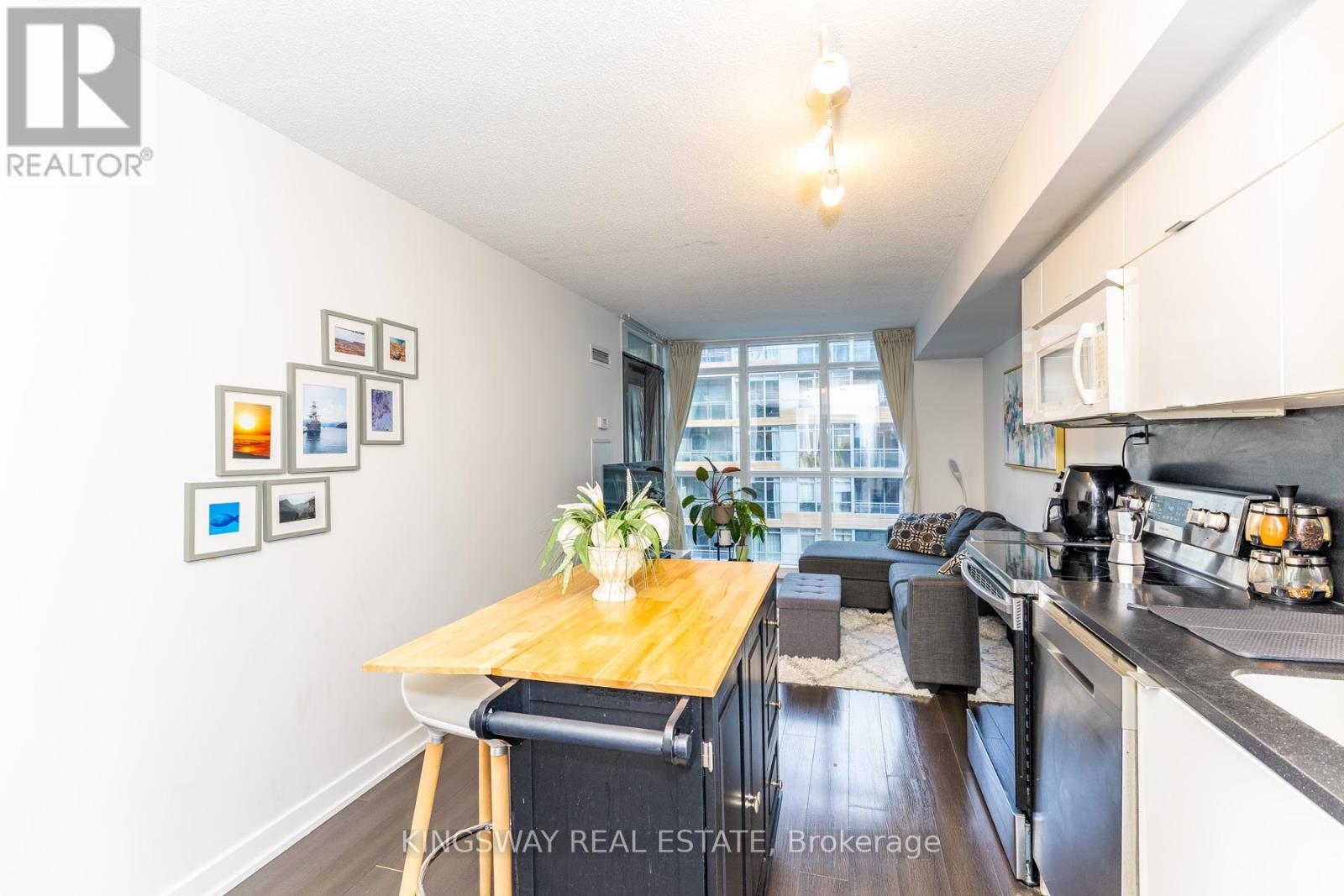 746 - 151 Dan Leckie Way, Toronto, Ontario  M5V 0B4 - Photo 4 - C12778032