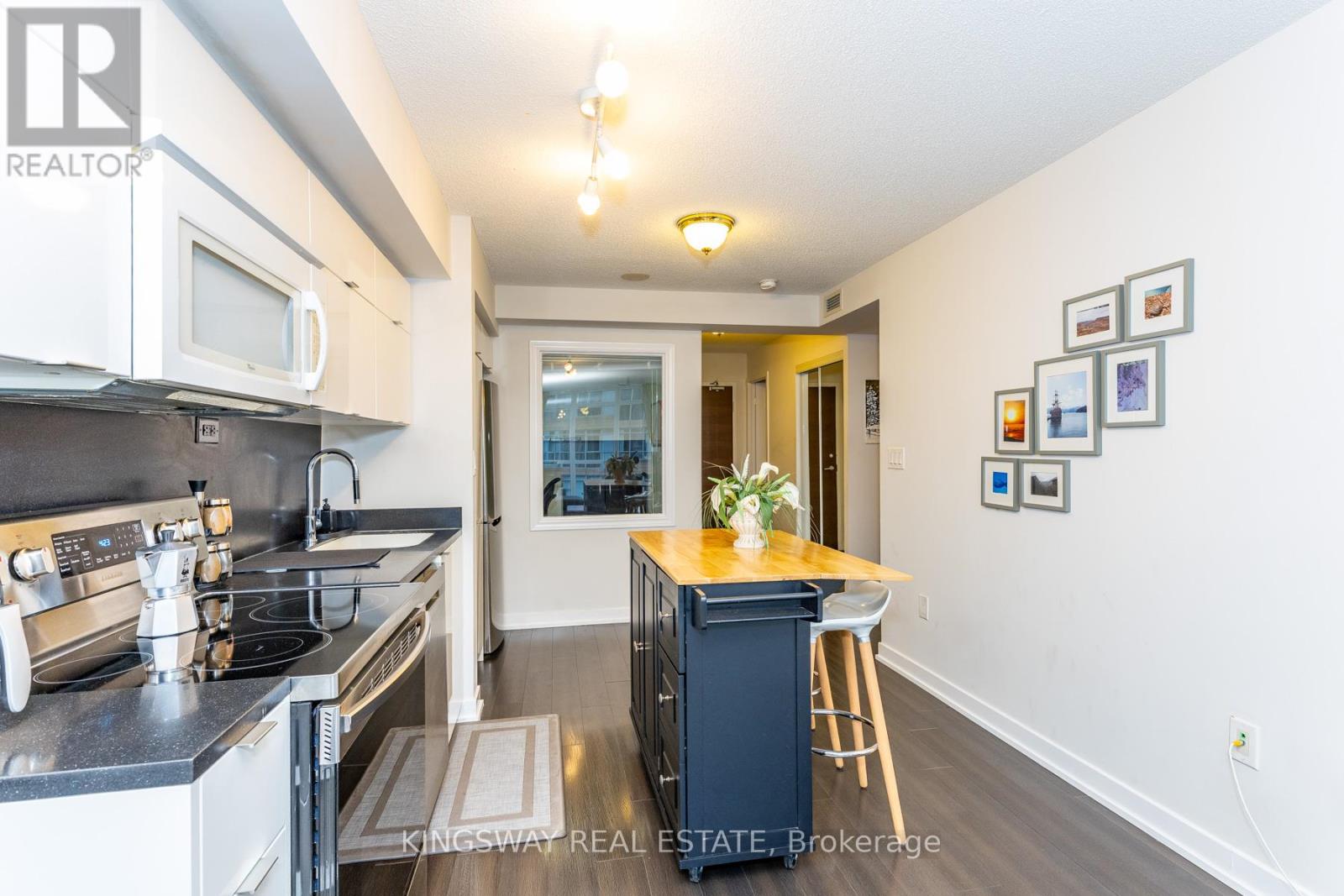 746 - 151 Dan Leckie Way, Toronto, Ontario  M5V 0B4 - Photo 6 - C12778032