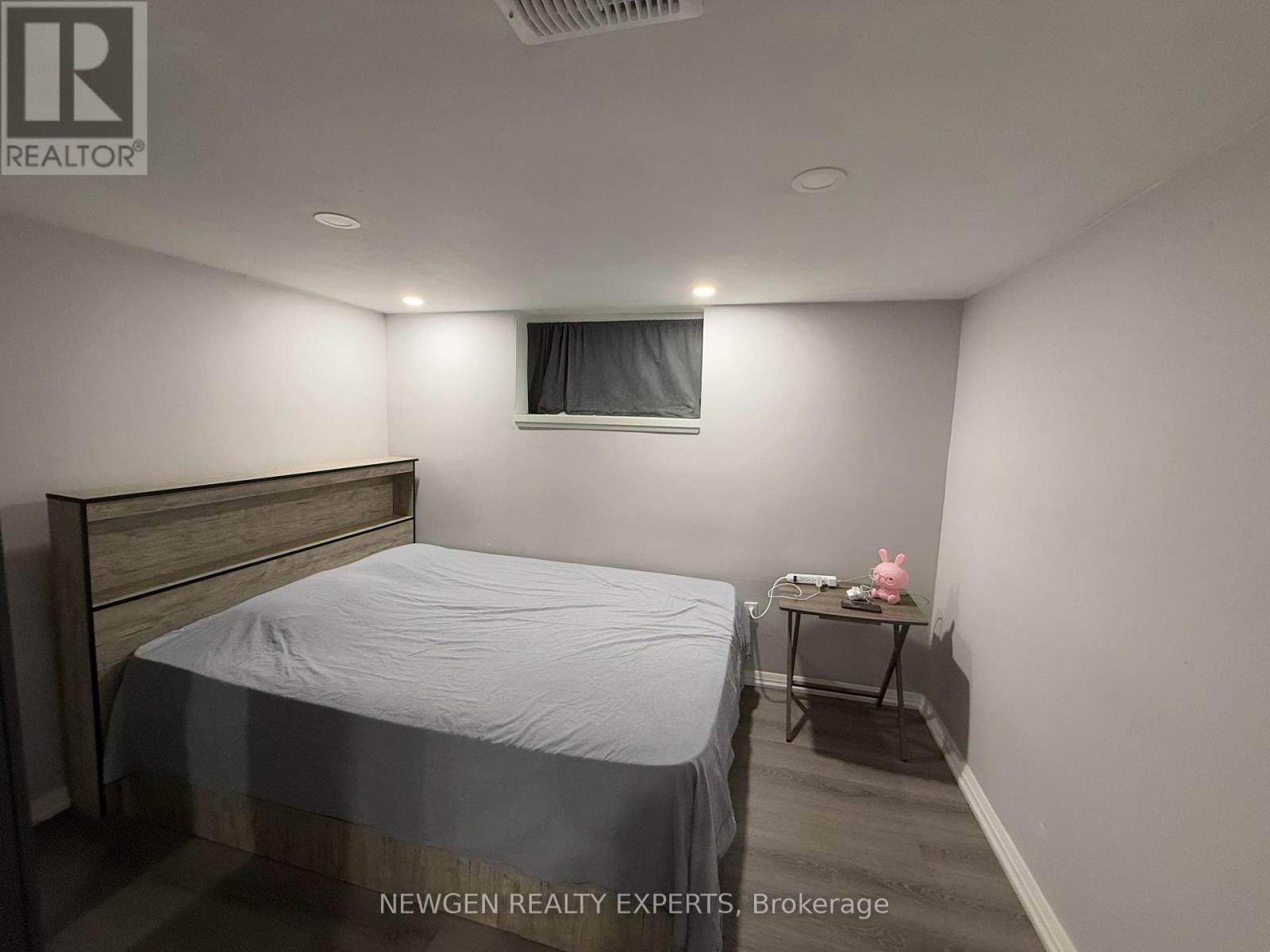 Bsmnt - 66 Mcdonald Avenue, Toronto, Ontario  M1L 3Y8 - Photo 7 - E12778020