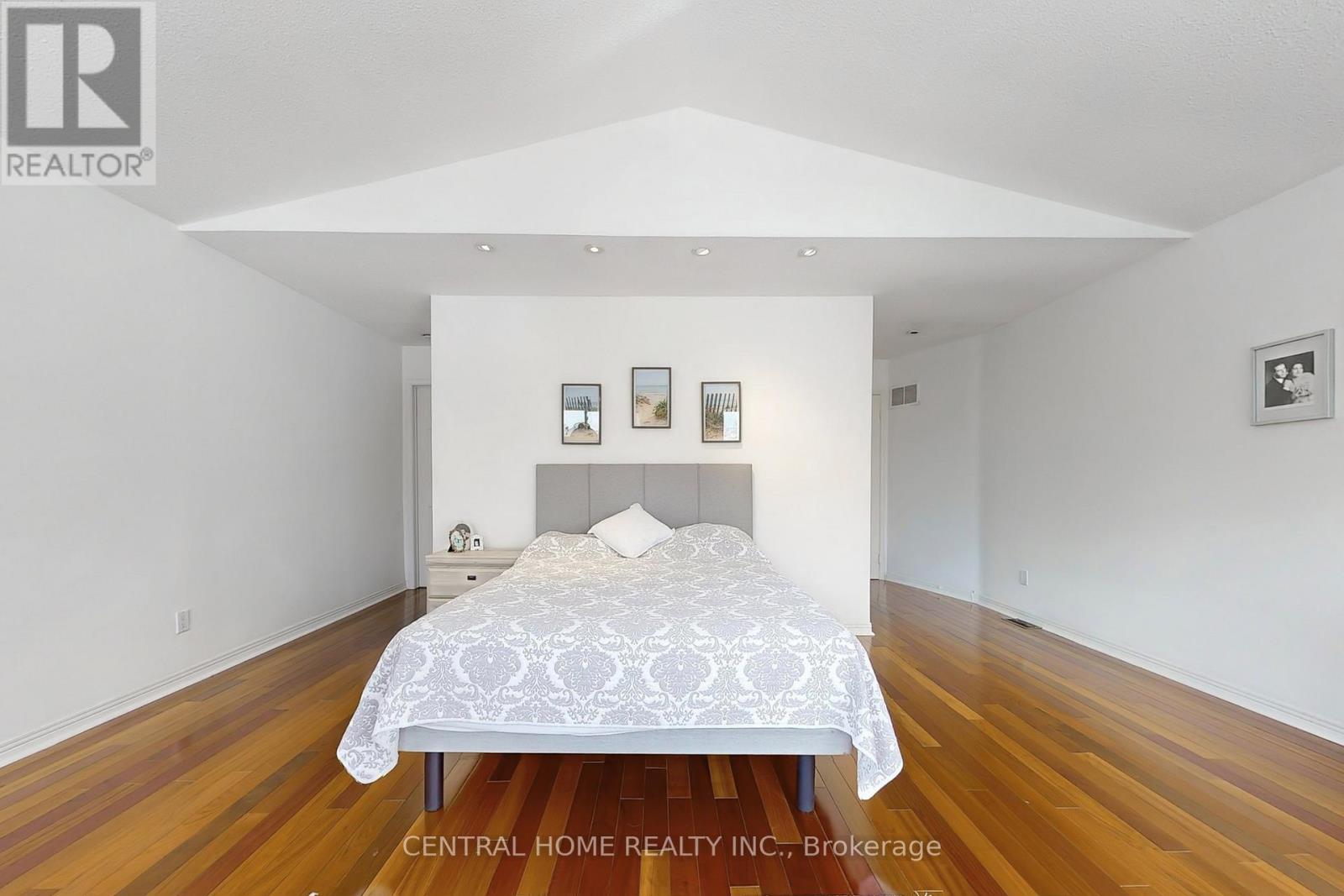 23 Heatherton Way, Vaughan, Ontario  L4J 3E6 - Photo 24 - N12778042