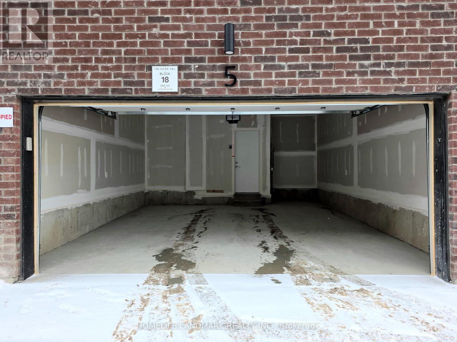 5 Victor Metcalf Lane, Richmond Hill, Ontario  L4B 0J4 - Photo 3 - N12778044