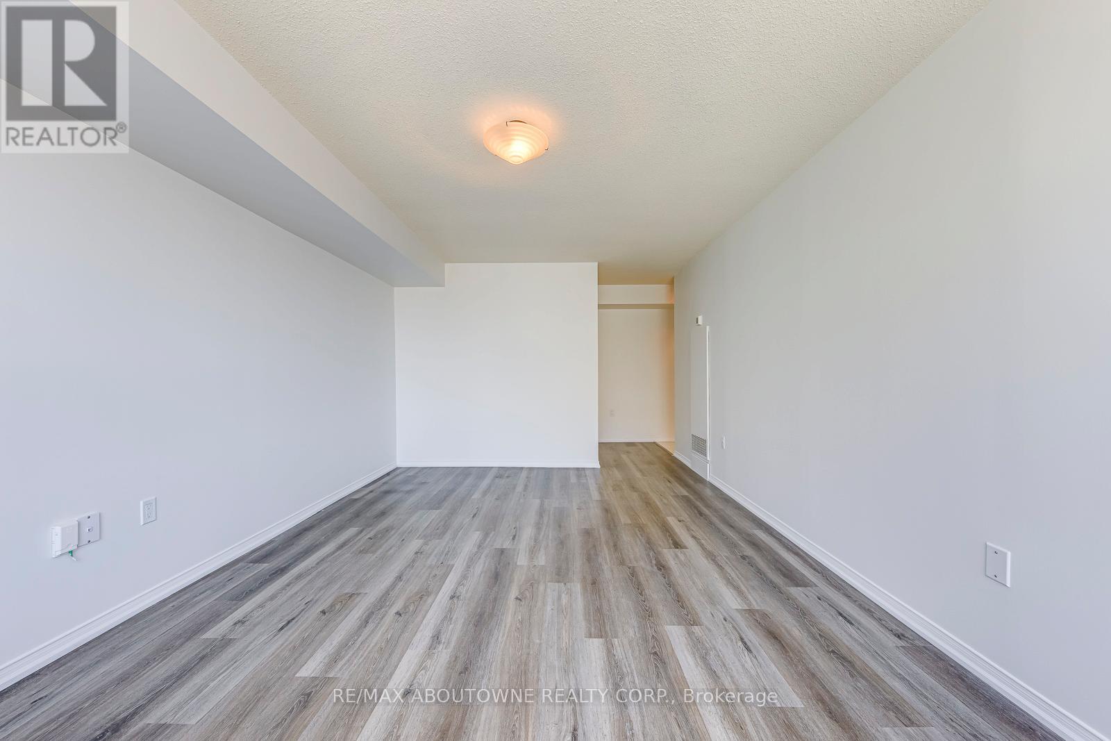 1705 - 1270 Maple Crossing Boulevard, Burlington, Ontario  L7S 2J3 - Photo 22 - W12778024