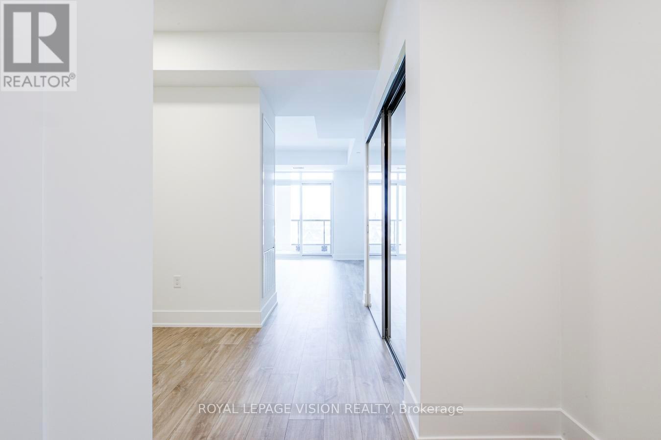 303 - 858 Dupont Street, Toronto, Ontario  M6G 0C1 - Photo 6 - W12778036