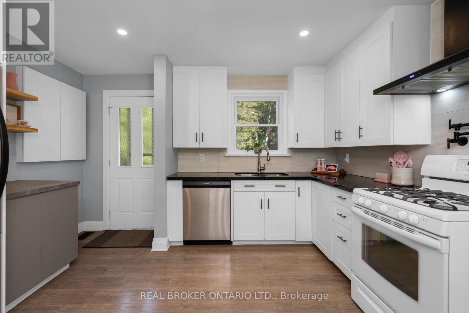 7978 Main Street, Adjala-Tosorontio, Ontario  L0M 1J0 - Photo 11 - N12593192