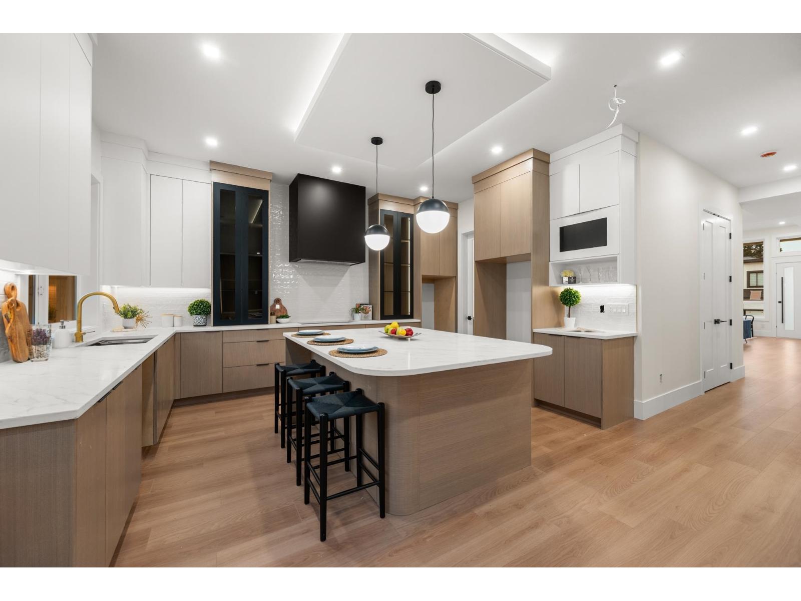 11472 138a Street, Surrey, British Columbia  V3R 0J3 - Photo 4 - R3088676