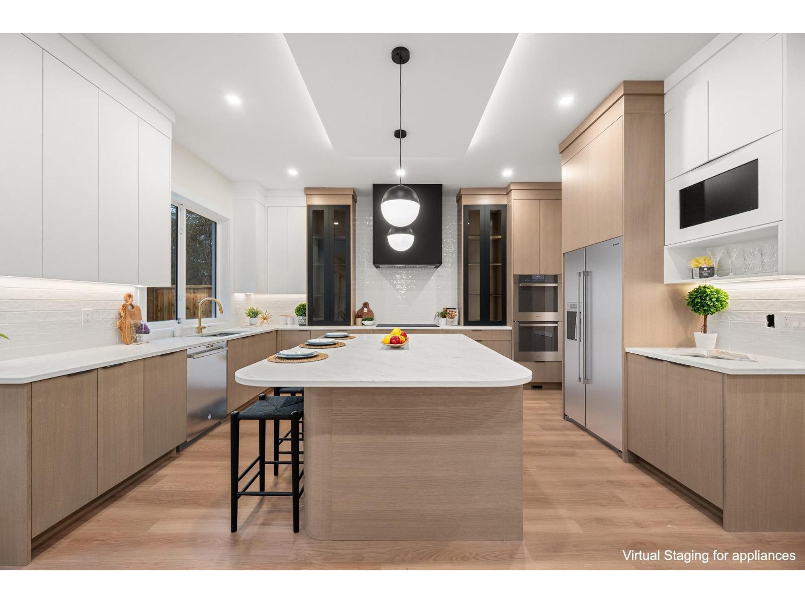 11472 138a Street, Surrey, British Columbia  V3R 0J3 - Photo 3 - R3088676