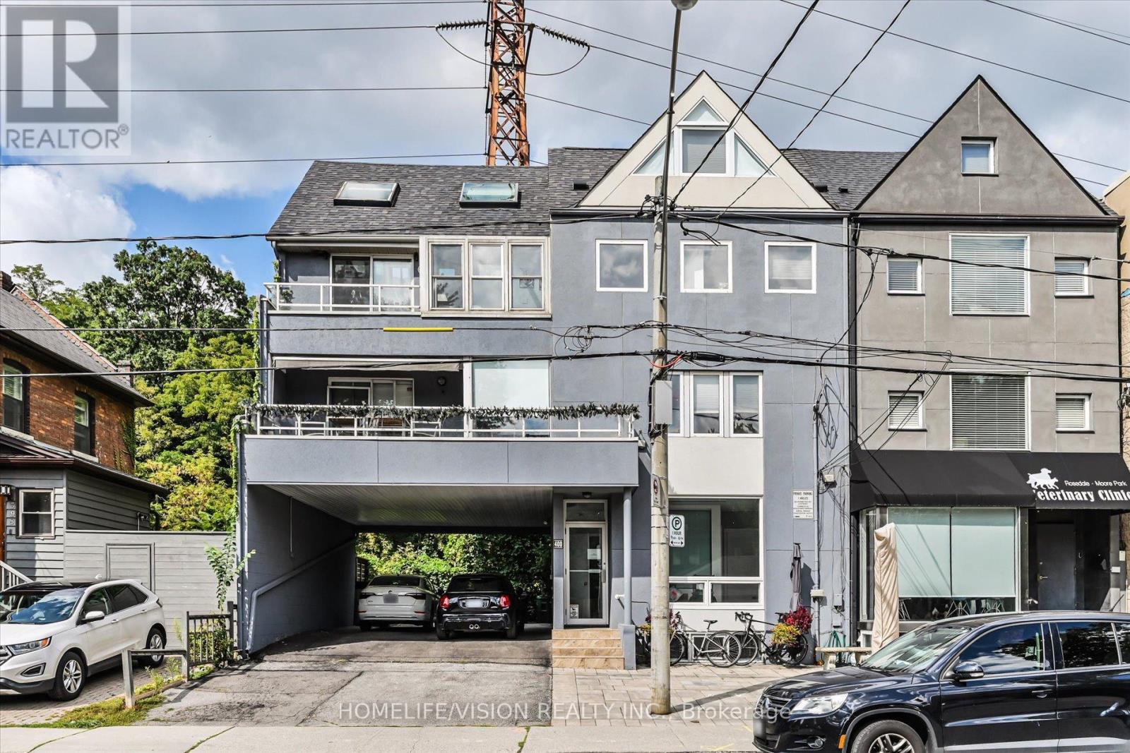 Property Listing: 3rd Flr - 400 Summerhill Avenue, Toronto (Rosedale-Moore Park), Ontario