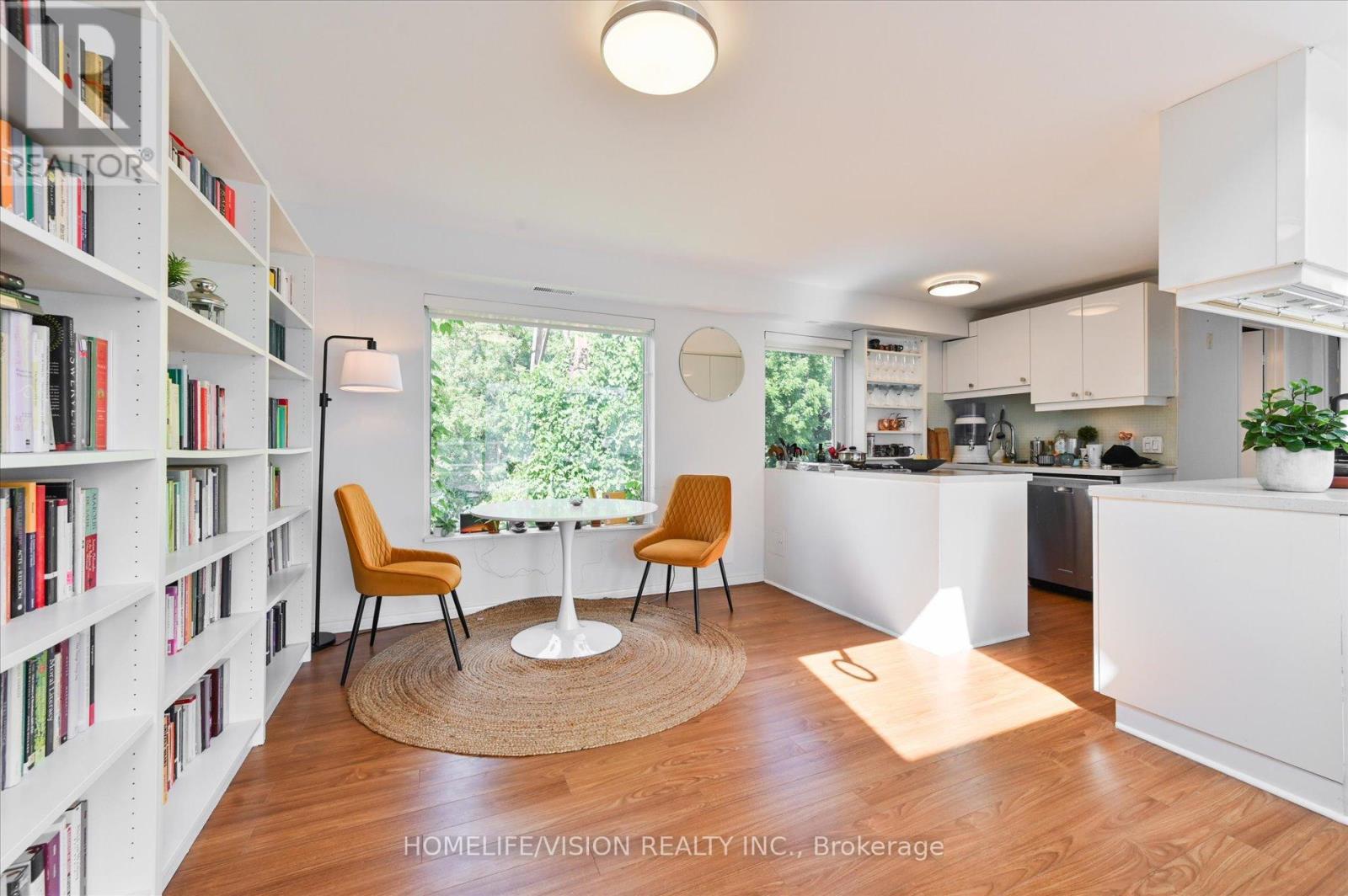 3rd Flr - 400 Summerhill Avenue, Toronto, Ontario  M4W 2E4 - Photo 10 - C12778052