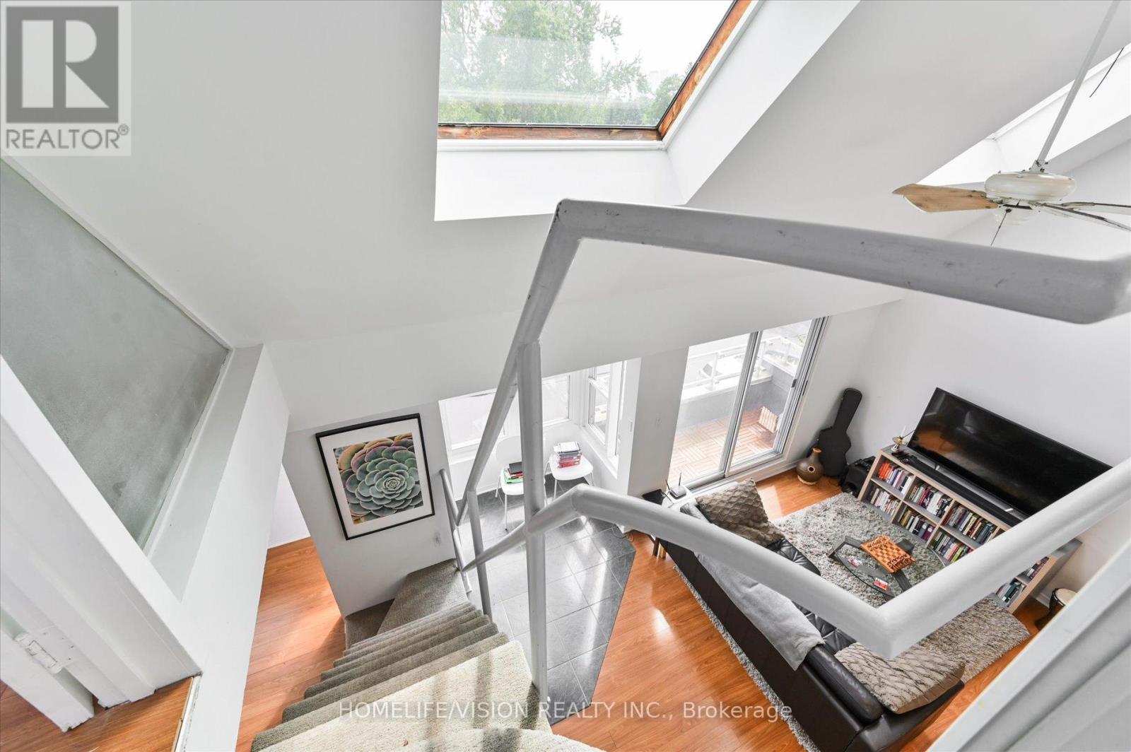 3rd Flr - 400 Summerhill Avenue, Toronto, Ontario  M4W 2E4 - Photo 22 - C12778052