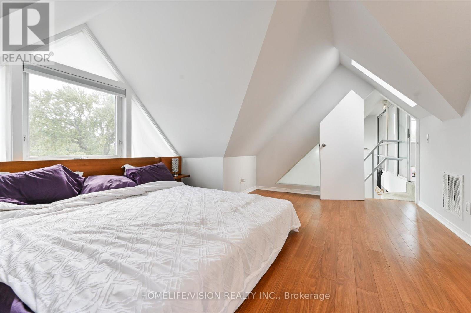 3rd Flr - 400 Summerhill Avenue, Toronto, Ontario  M4W 2E4 - Photo 27 - C12778052