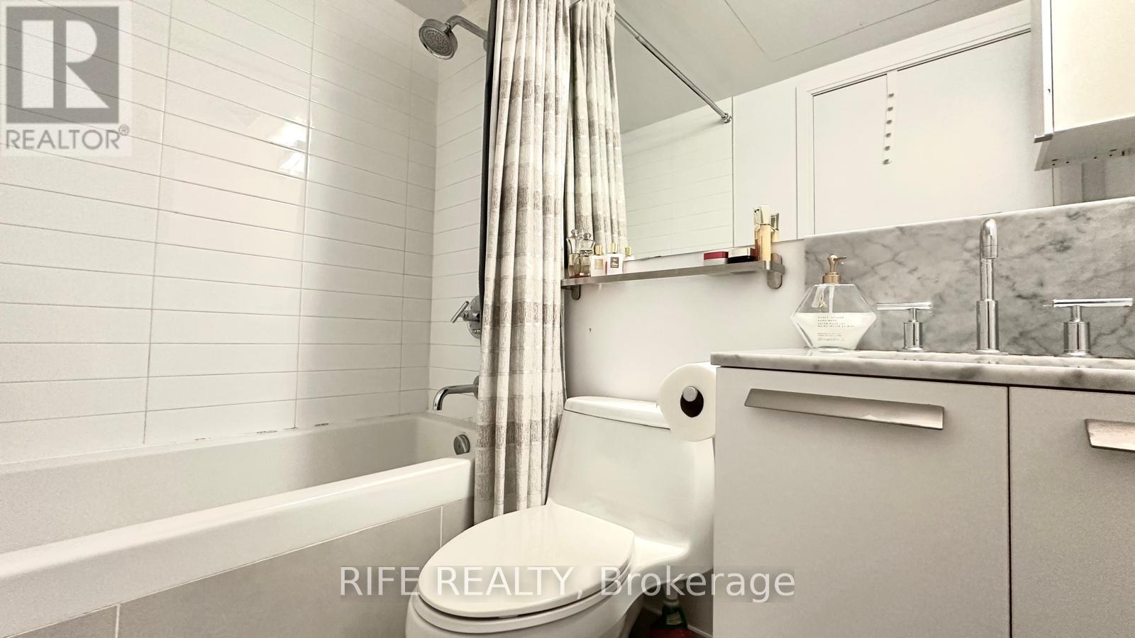 4109 - 42 Charles Street, Toronto, Ontario  M4Y 1T4 - Photo 9 - C12778058