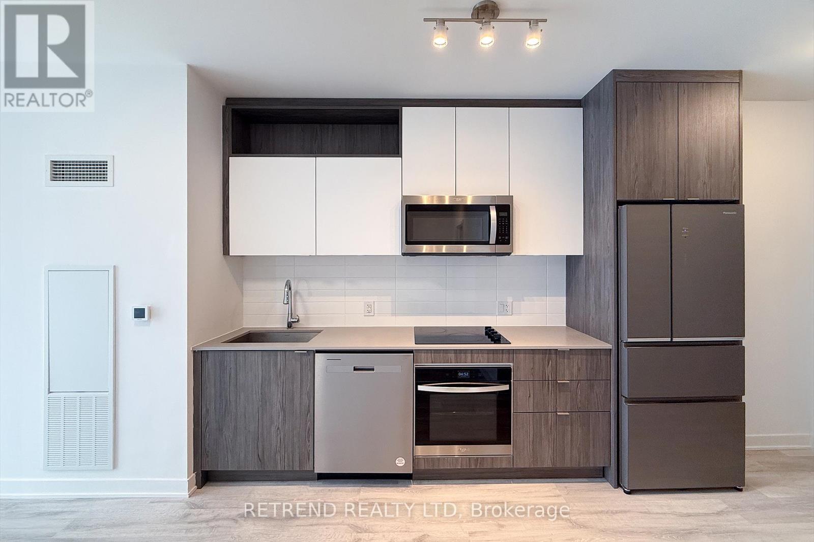 Ph1918 - 60 Princess Street, Toronto, Ontario  M5A 2C7 - Photo 4 - C12778068